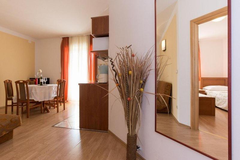 Marija F4 Apartment كرك المظهر الخارجي الصورة